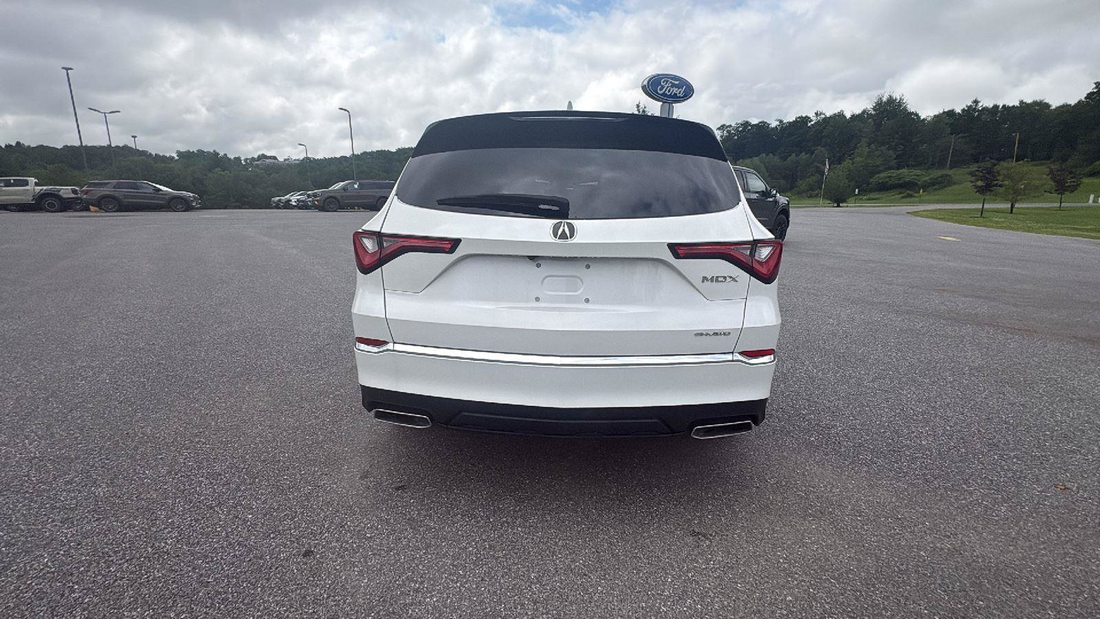 Used 2023 Acura MDX SH-AWD image 5