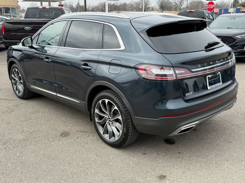 Used 2023 Lincoln Nautilus Reserve image 3