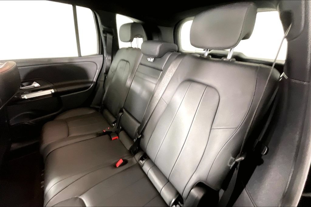 Used 2023 Mercedes-Benz GLB 250 4MATIC image 18