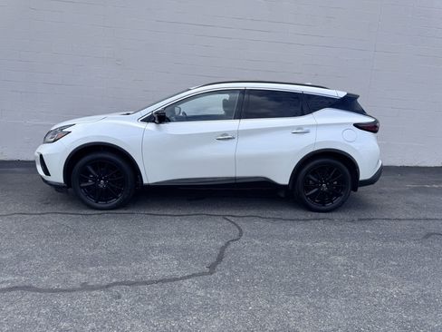 Used 2021 Nissan Murano SL image 2