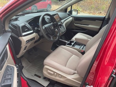 Certified 2023 Honda Odyssey EX image 15