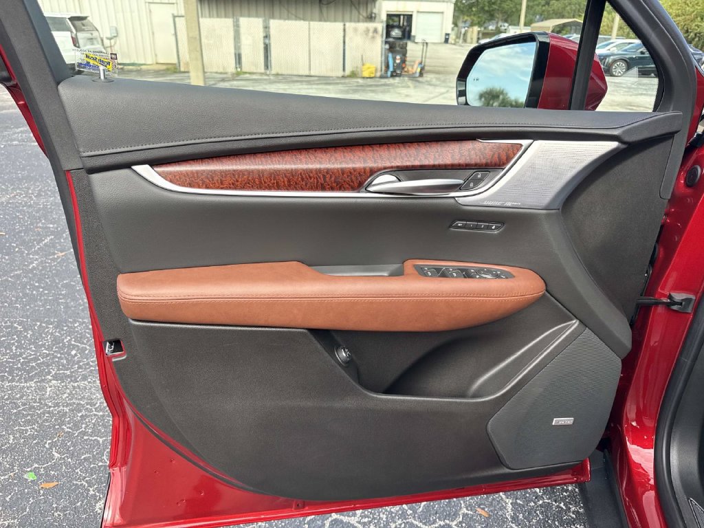 New 2026 Cadillac XT5 Premium Luxury w/ Driver Assist Package FWD image 18