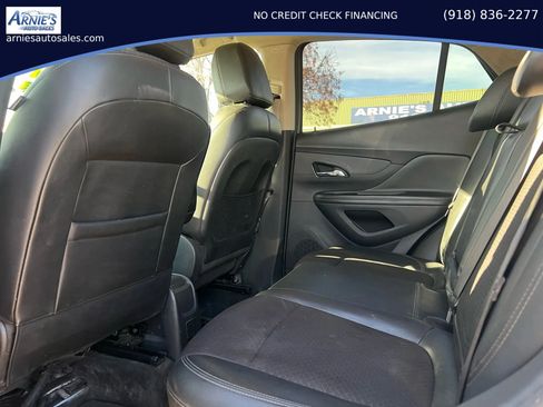 Used 2019 Buick Encore Preferred FWD image 14