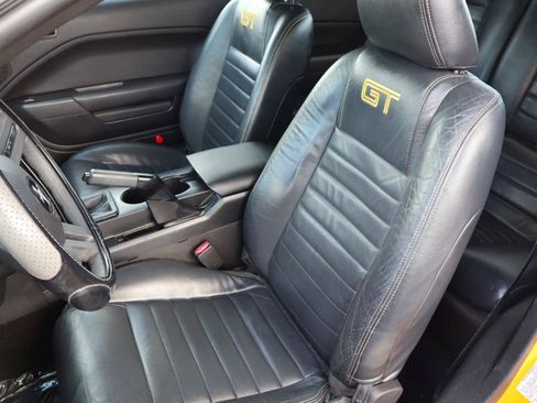 Used 2007 Ford Mustang GT RWD image 14
