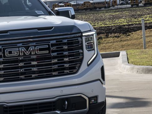 Used 2022 GMC Sierra 1500 Denali Ultimate image 7