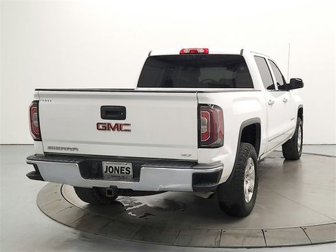 Used 2018 GMC Sierra 1500 SLT image 6