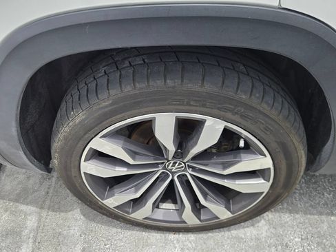 Used 2022 Volkswagen Atlas SE FWD image 6