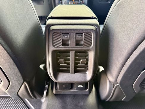 New 2026 Ford Bronco Badlands AWD/4WD image 33