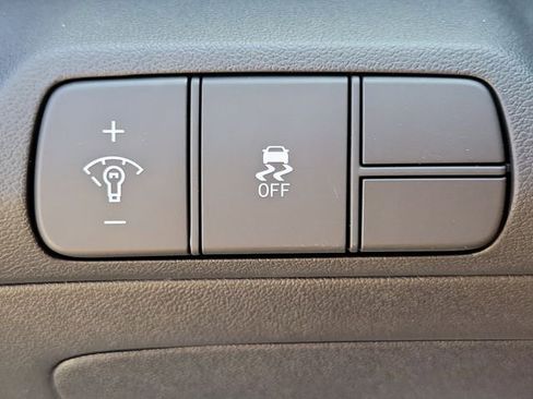New 2026 Hyundai Elantra Sport FWD image 18