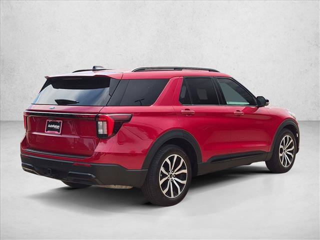 Used 2025 Ford Explorer ST-Line w/ Premium Package RWD image 5