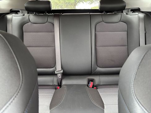 Used 2025 Chevrolet Trax LT image 38