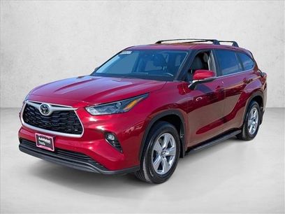 Certified 2023 Toyota Highlander LE