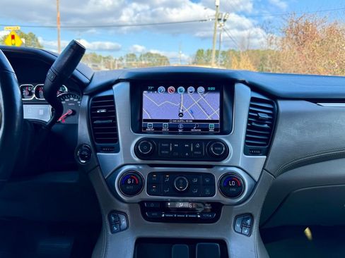Used 2018 GMC Yukon SLT w/ Open Road Package image 16