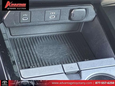 Used 2024 Toyota Prius Prime FWD image 32