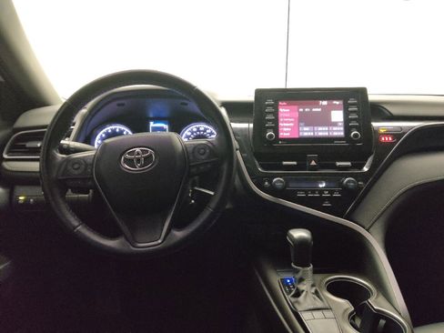 Used 2022 Toyota Camry SE image 22