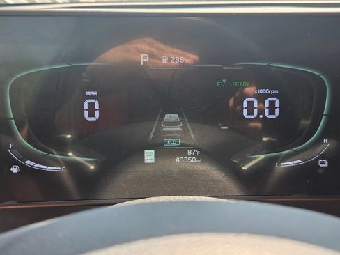 Used 2023 Kia Sportage EX AWD/4WD image 17