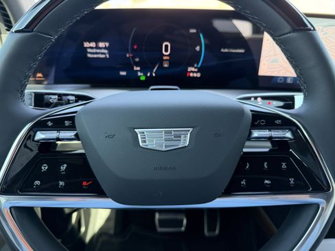 New 2026 Cadillac Vistiq Luxury AWD/4WD image 29