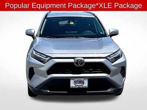 Used 2023 Toyota RAV4 XLE AWD/4WD image 2