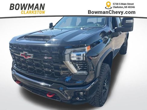 Used 2024 Chevrolet Silverado 2500 ZR2 w/ Technology Package AWD/4WD image 1