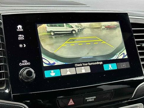 Used 2023 Honda Passport Elite image 18