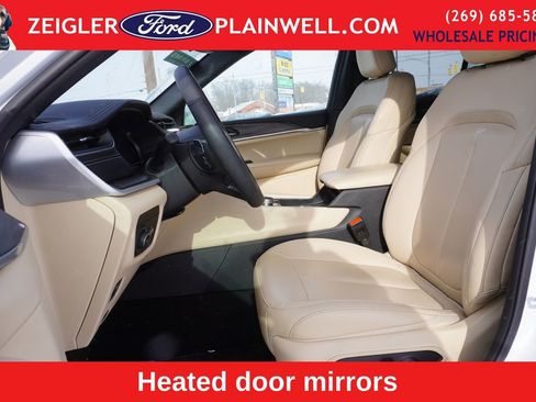 Used 2024 Jeep Grand Cherokee Limited image 14