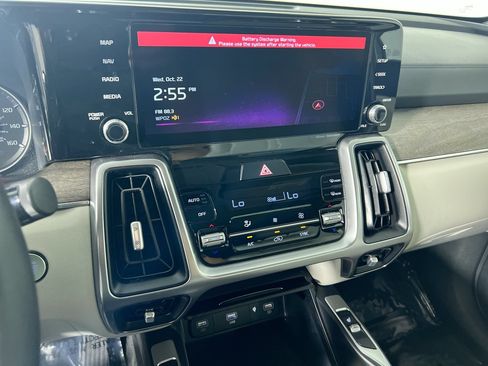 Used 2022 Kia Sorento EX w/ Panoramic Sunroof Package FWD image 26