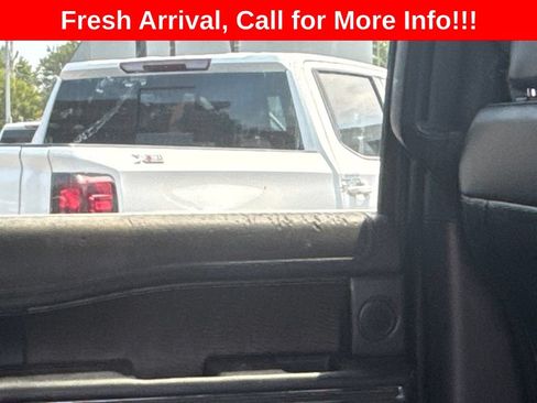Used 2018 Ford Expedition Max Limited w/ Equipment Group 302A AWD/4WD image 29