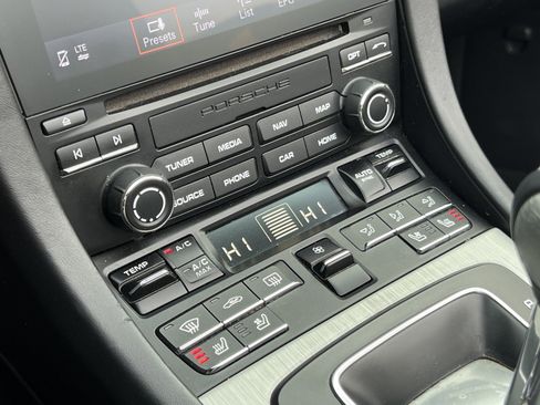 Certified 2019 Porsche 911 Turbo S image 26