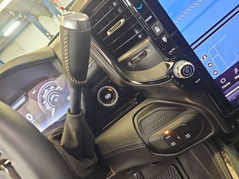 New 2026 RAM 3500 Limited image 24