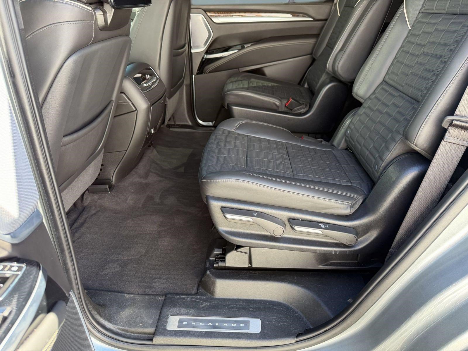 Certified 2025 Cadillac Escalade Sport Platinum RWD image 22