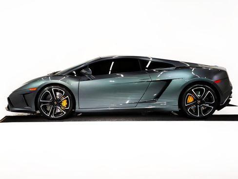 Used 2013 Lamborghini Gallardo LP 560-4 image 38