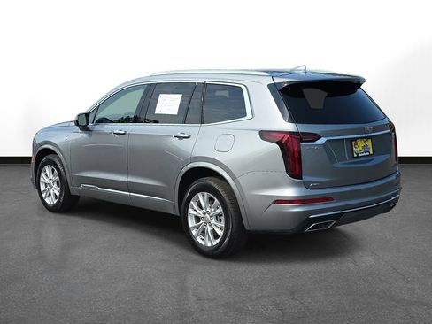 Used 2025 Cadillac XT6 Luxury AWD/4WD image 8