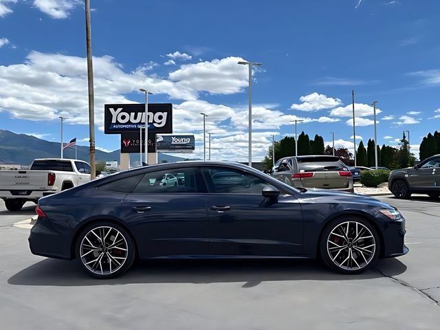 Used 2025 Audi S7 Prestige w/ Prestige Package AWD/4WD image 3