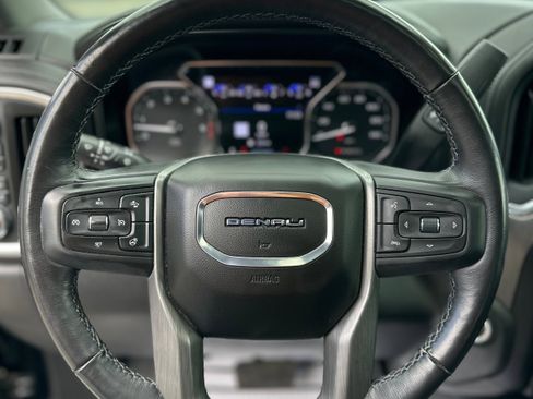 Used 2021 GMC Sierra 1500 Denali w/ Denali Premium Package AWD/4WD image 19