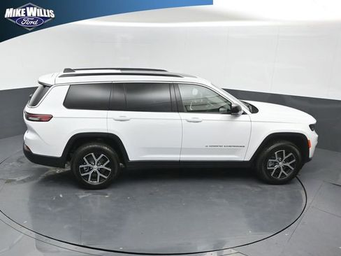 Used 2025 Jeep Grand Cherokee L Limited w/ Trailer Tow Package image 16