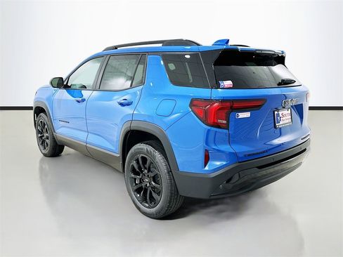 New 2026 GMC Terrain Elevation w/ Elevation Premium Package image 5