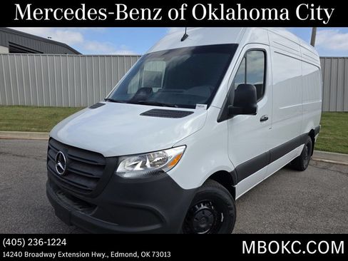 Used 2026 Mercedes-Benz Sprinter 2500 image 1