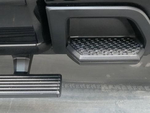 Used 2020 Chevrolet Silverado 2500 W/T w/ WT Convenience Package AWD/4WD image 17