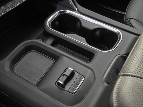 New 2026 GMC Sierra 2500 Denali w/ Denali Reserve Package image 10