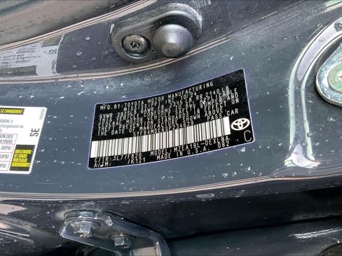 Used 2025 Toyota Corolla LE FWD image 37