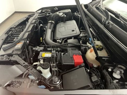 Certified 2022 GMC Acadia SLE AWD/4WD image 21