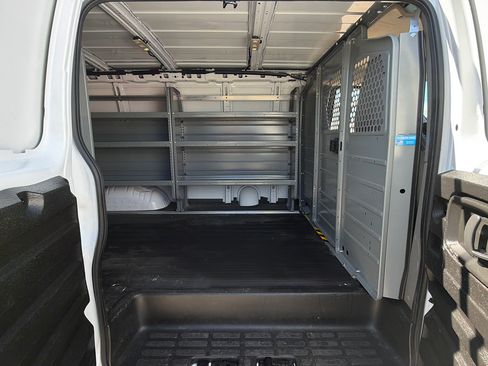 Used 2023 Chevrolet Express 2500 w/ Driver Convenience Package RWD image 28