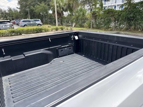 Used 2019 Toyota Tacoma SR w/ SR Convenience Package RWD image 12