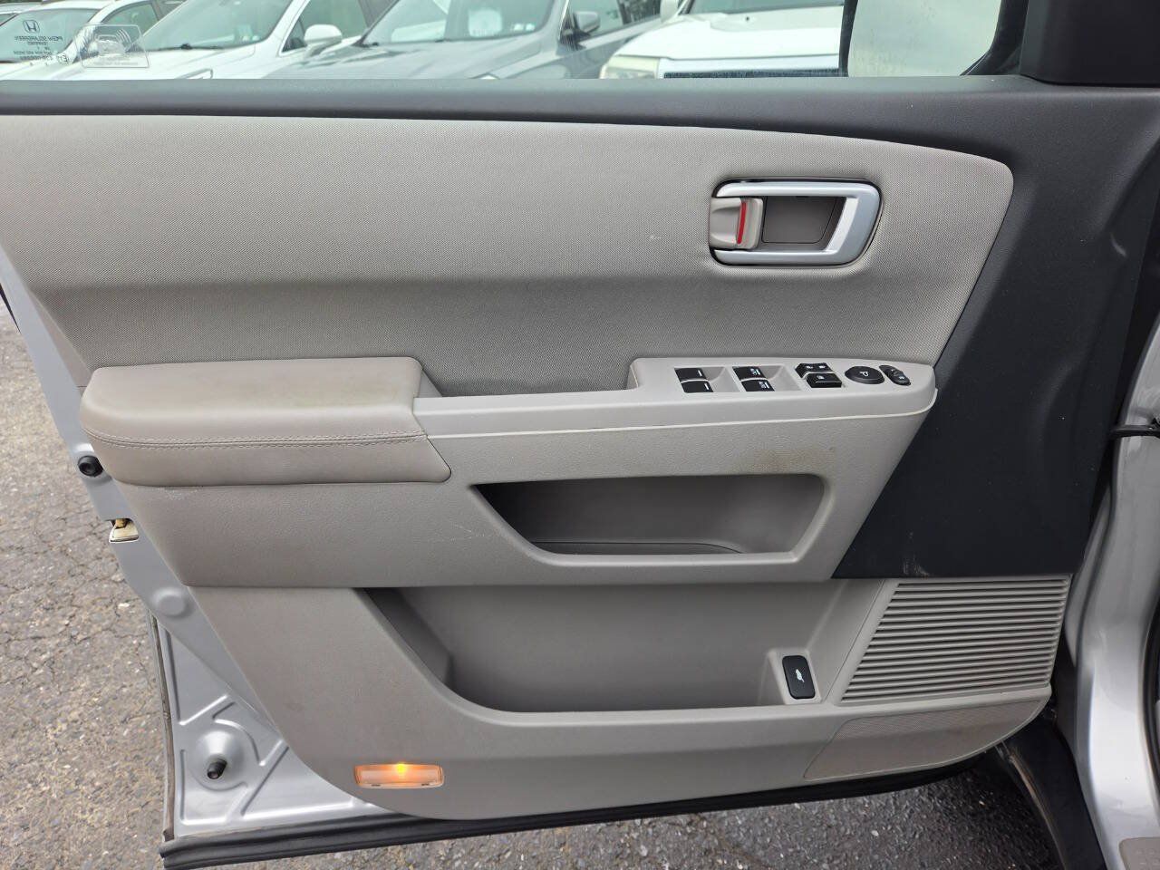 Used 2012 Honda Pilot EX image 16