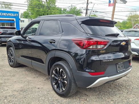 Used 2023 Chevrolet TrailBlazer LT w/ Convenience Package FWD image 4