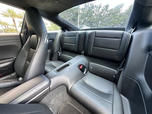 Certified 2018 Porsche 911 Carrera RWD image 35