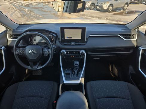 Used 2023 Toyota RAV4 XLE w/ Convenience Package image 14