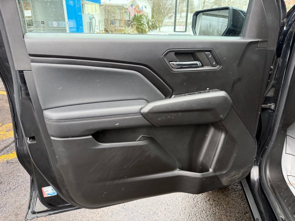 Used 2023 GMC Canyon Elevation w/ Convenience Package AWD/4WD image 14