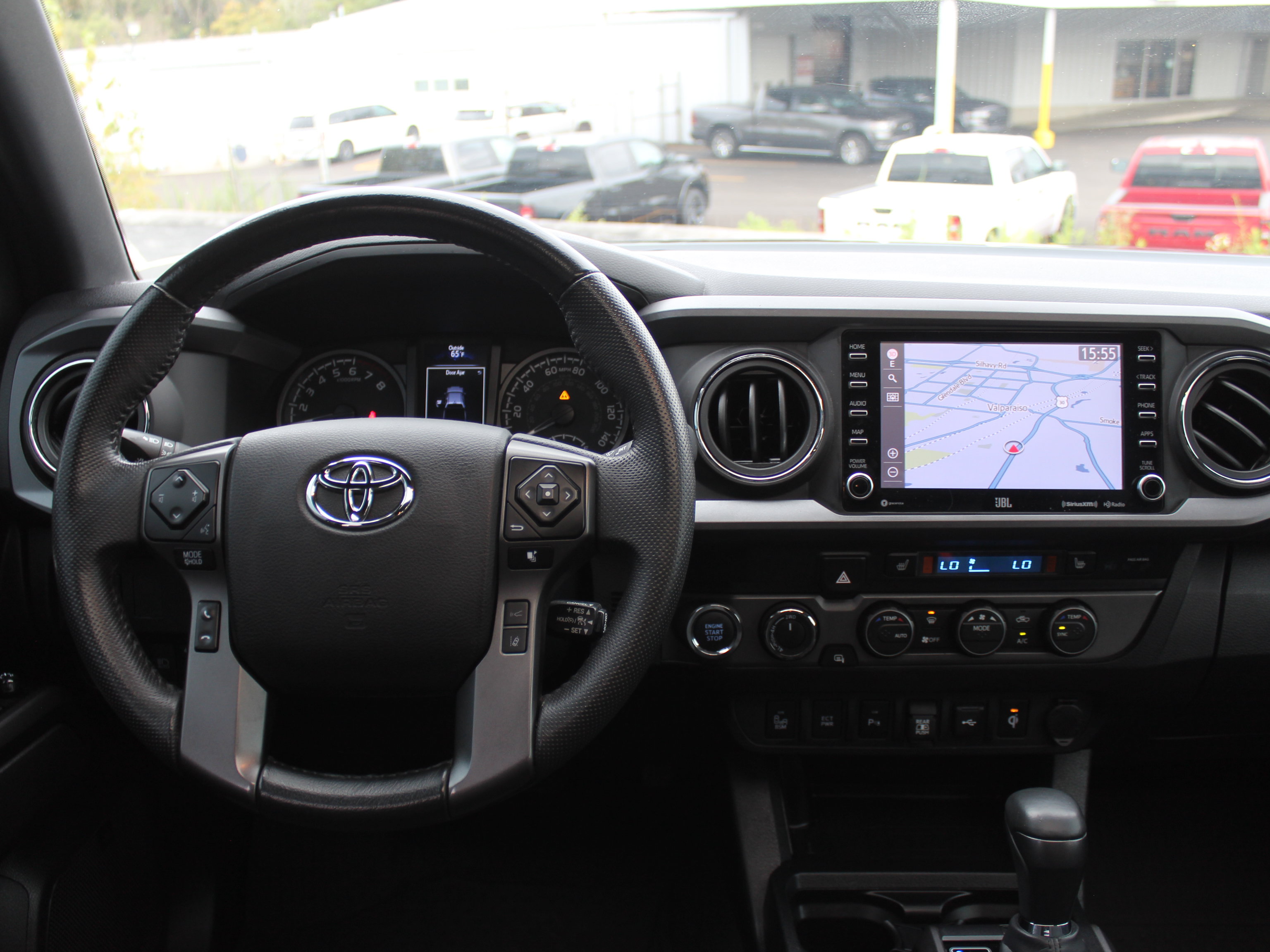 Used 2023 Toyota Tacoma TRD Off-Road w/ TRD Premium Off Road Package AWD/4WD image 15