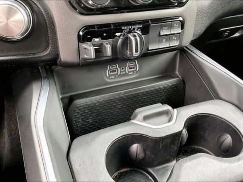 Used 2021 RAM 1500 Laramie w/ Sport Appearance Package image 12